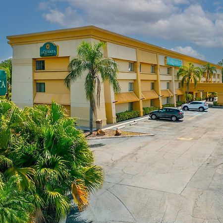 Готель La Quinta By Wyndham Tampa Brandon West Heartland Екстер'єр фото