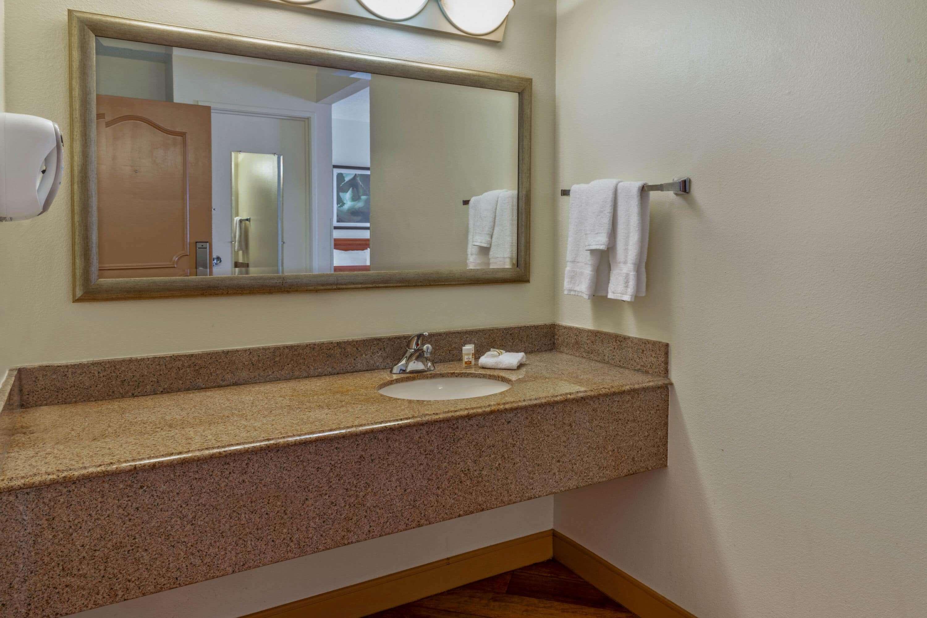 Готель La Quinta By Wyndham Tampa Brandon West Heartland Екстер'єр фото