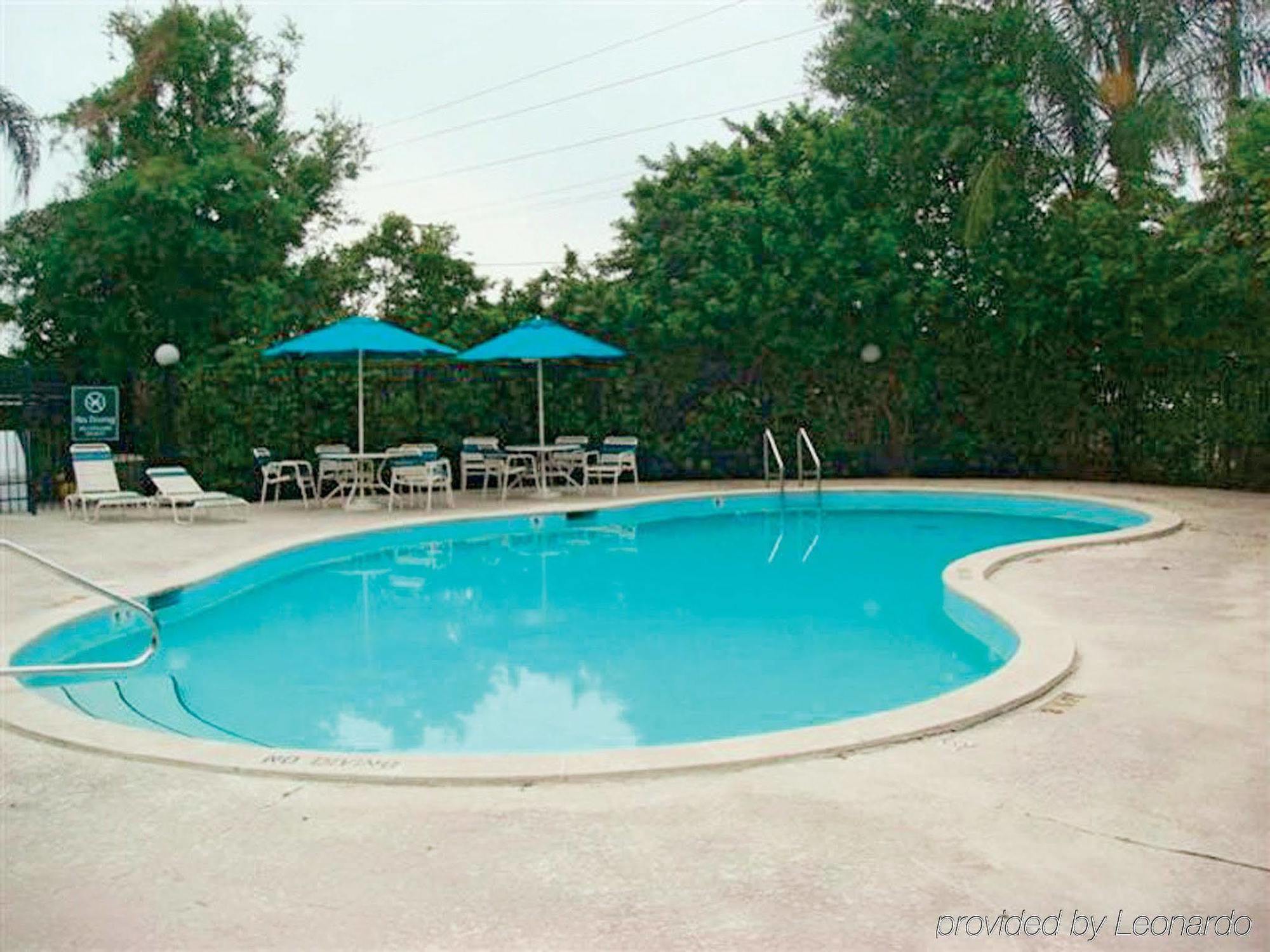 Готель La Quinta By Wyndham Tampa Brandon West Heartland Екстер'єр фото